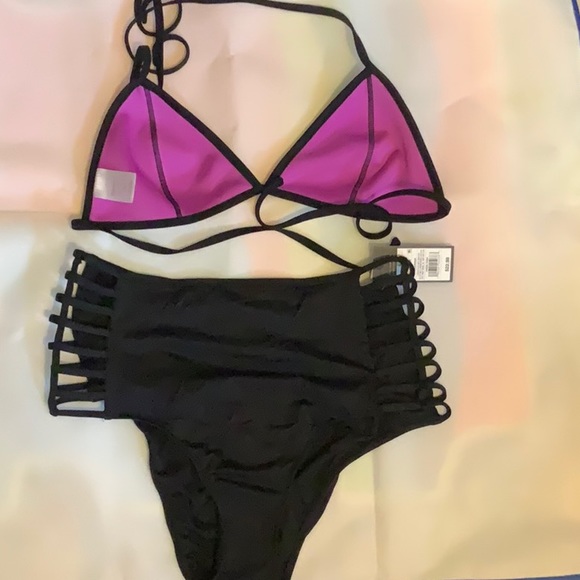 Xhilaration Bikini Set - Picture 2 of 3